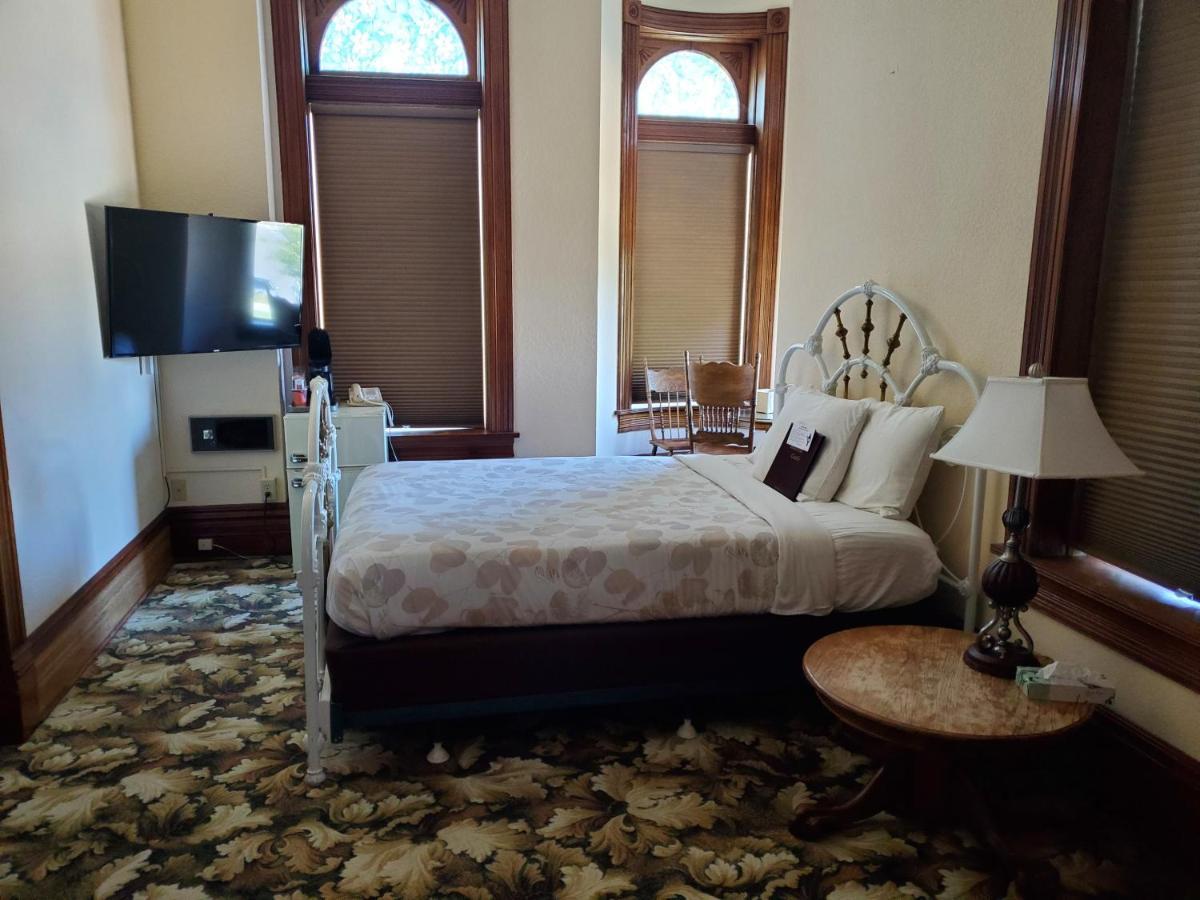 Manresa Castle Hotel พอร์ตทาวเซนด์ ภายนอก รูปภาพ