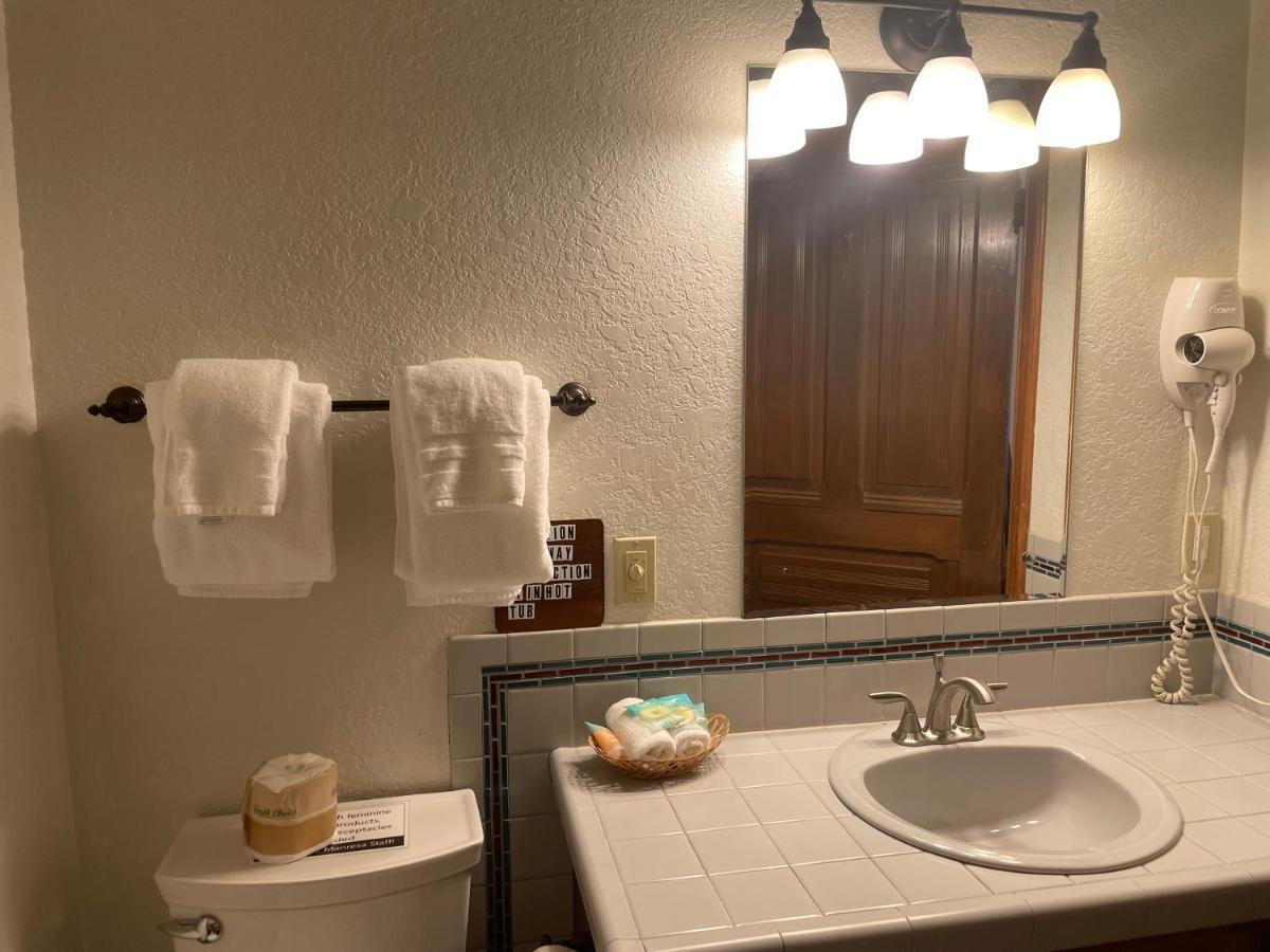Manresa Castle Hotel พอร์ตทาวเซนด์ ภายนอก รูปภาพ